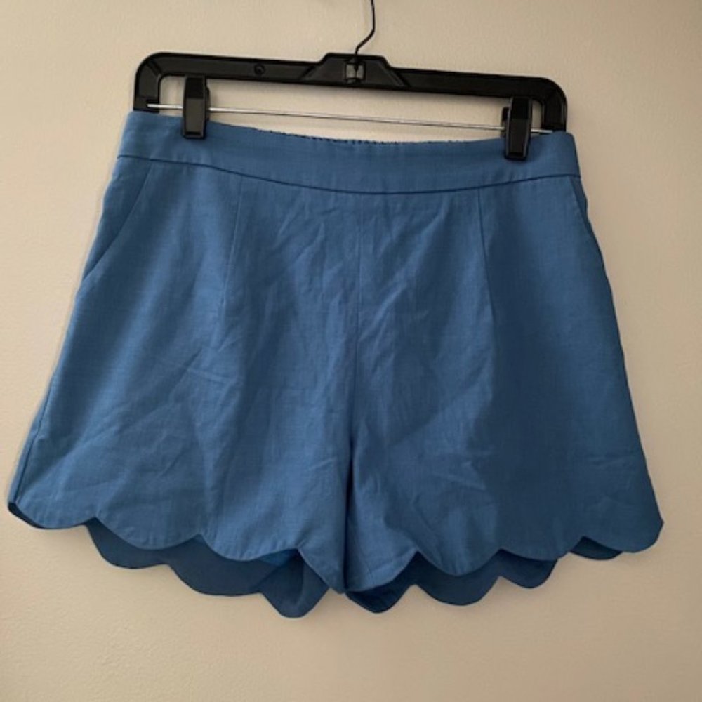 blue scalloped edge shorts